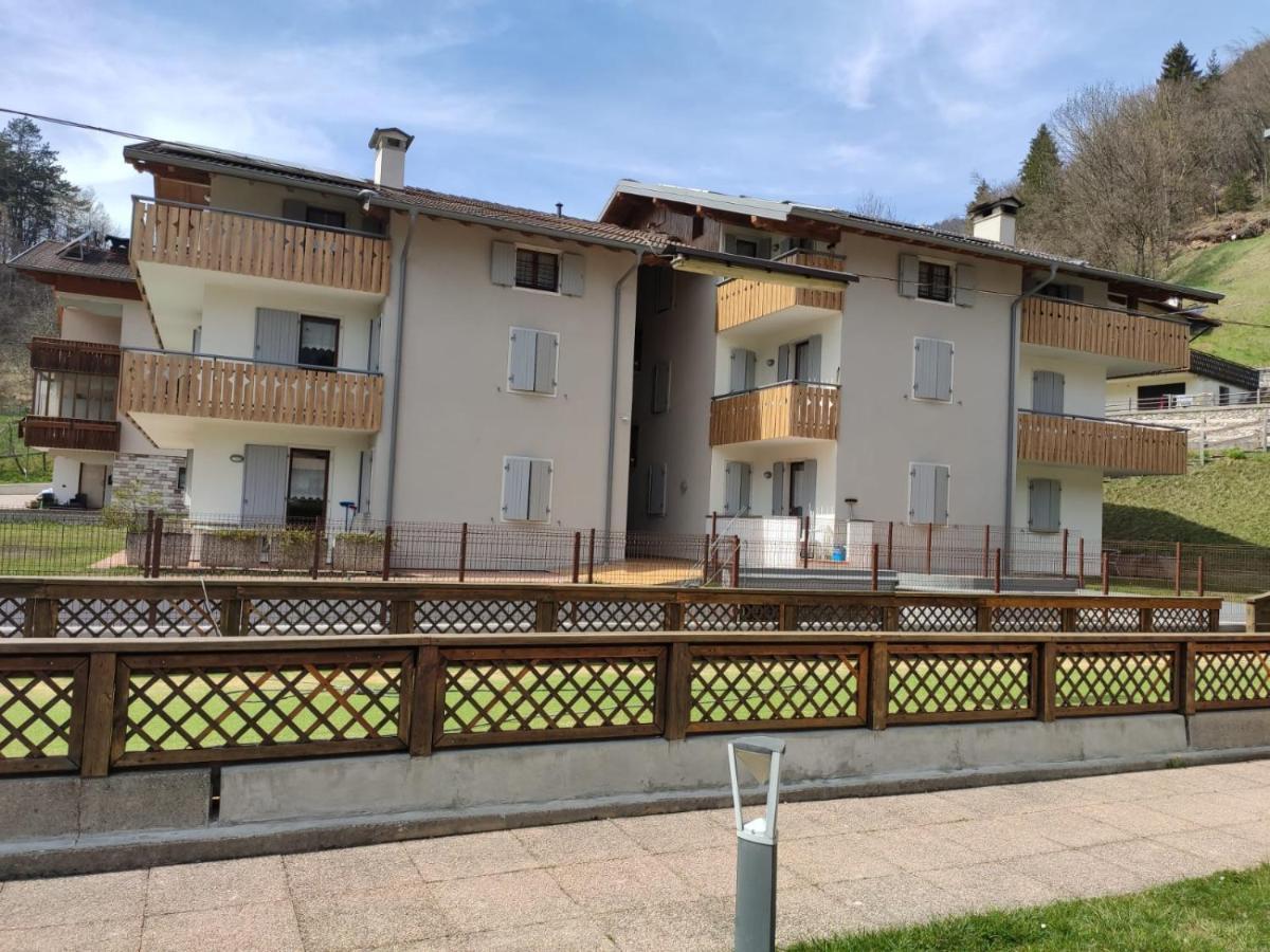 Residence Alessio เบซเซ็กกา ภายนอก รูปภาพ