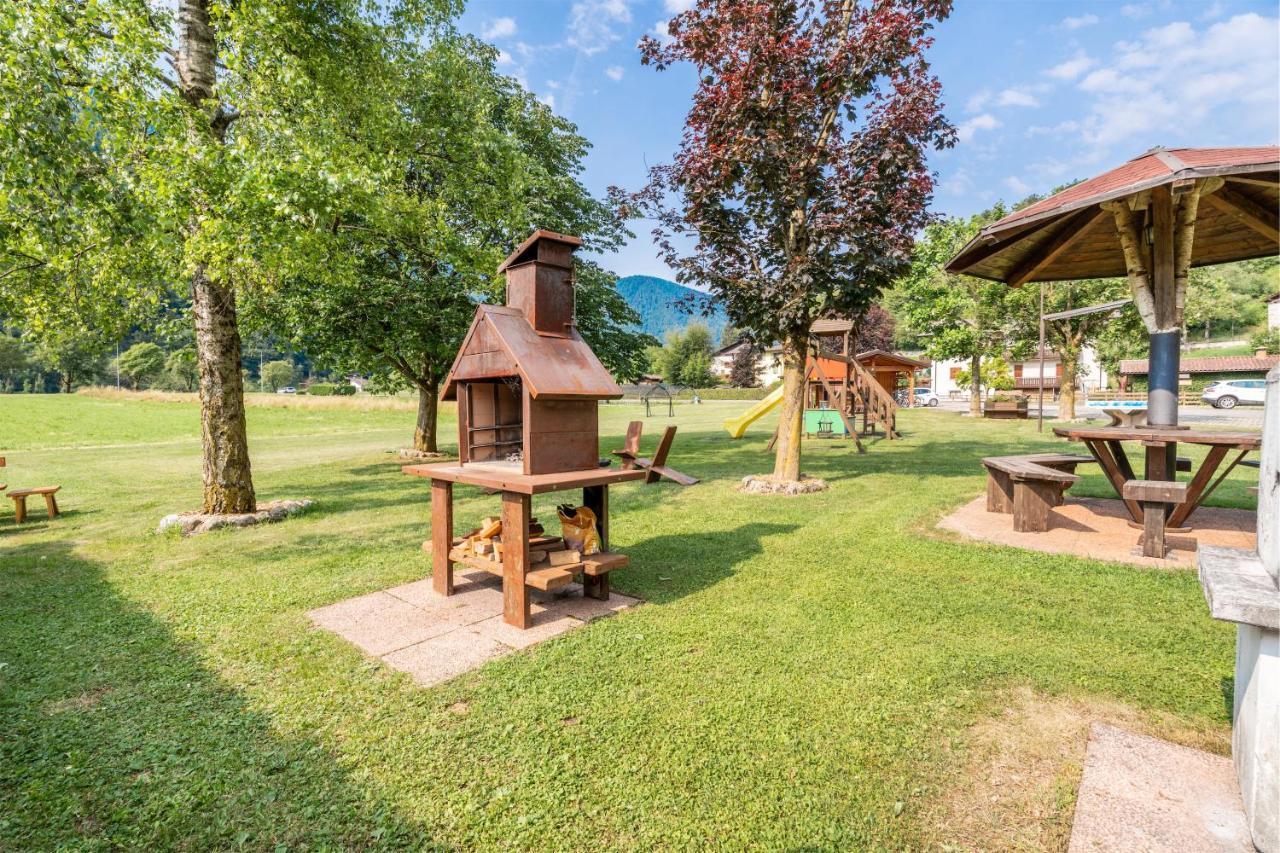 Residence Alessio เบซเซ็กกา ภายนอก รูปภาพ